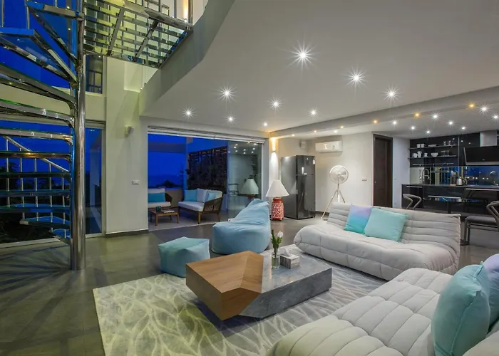 Panoramic Duplex Studio