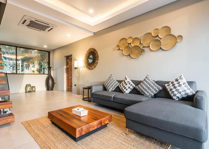 Zee Luxury Boutique Hotel